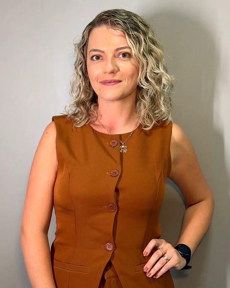 Grayce Belotto, Assessora Jurídica · Bacharel em Ciências Contábeis e Graduanda em Direito, da equipe da Vanusa Oliveira Advocacia