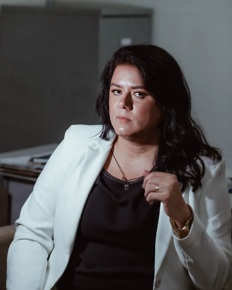 Dra. Vanusa Oliveira em seu escritório em Taquara