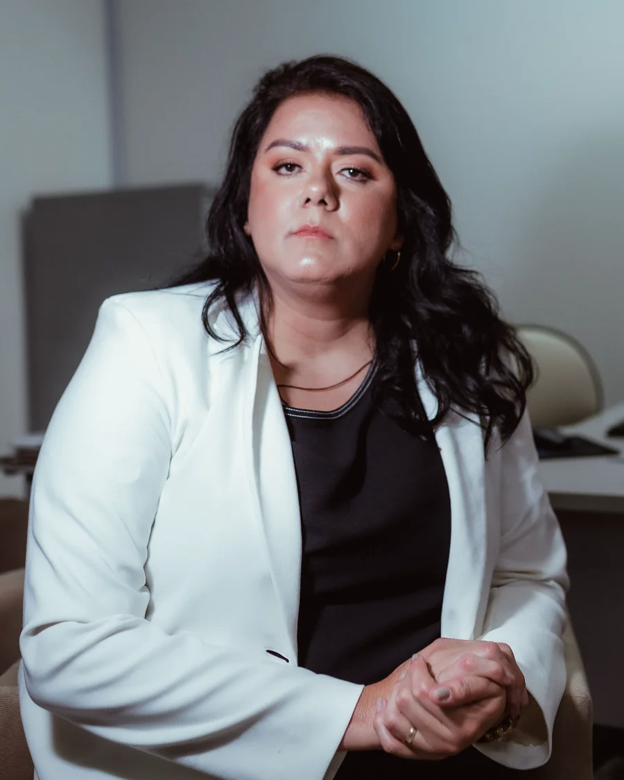 Dra. Vanusa Oliveira, advogada inscrita na OAB/RS 107.982